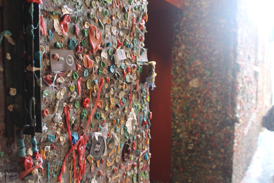 gumwall2